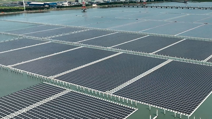 Parque solar flotante